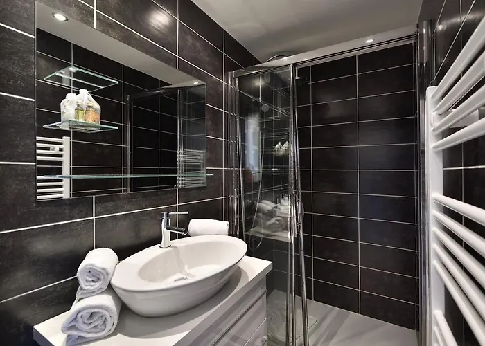 Glossy Heliopolis Ab 325 -by Agn - 2 Personnes * Agde