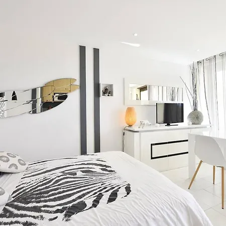 Glossy Heliopolis Ab 325 - 2 Personnes Apartment *