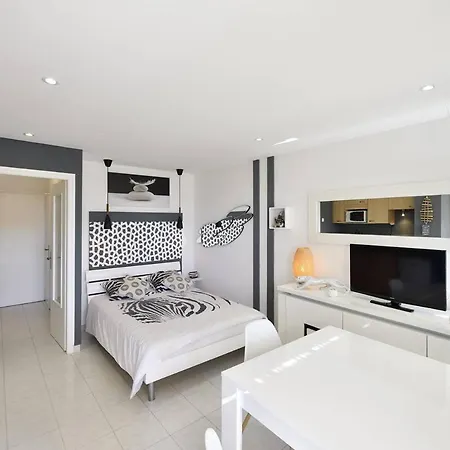 Glossy Heliopolis Ab 325 - 2 Personnes * Agde
